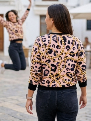 Chic Cheetah Print With Pearls Pink Sweatshirt