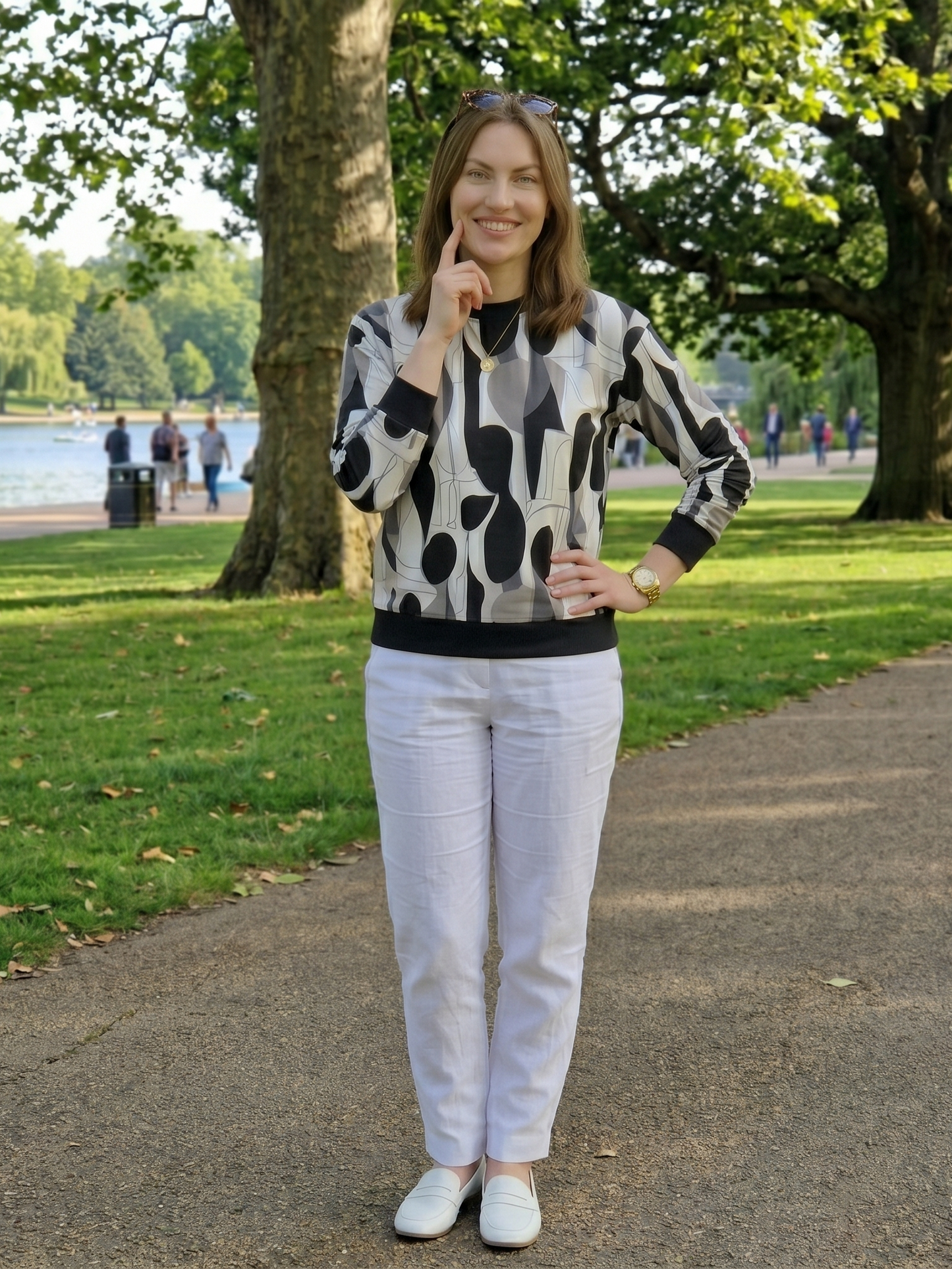 Smart Abstract Print Black Sweatshirt