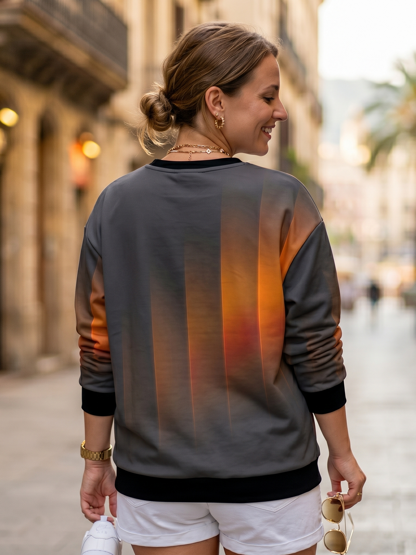 Modern Sunrays Print Black Sweatshirt