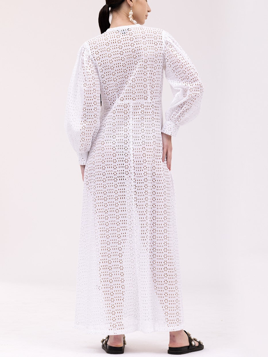 Exquisite Beach Button White Dress