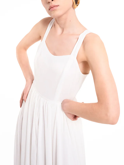 Evergreen White Sleeveless Maxi Dress