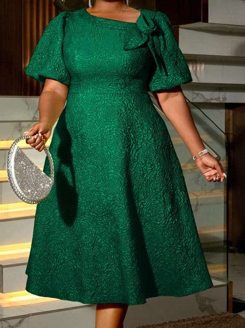Gorgeous Carved Pattern Solid High Rise Flower Decor Green Midi Dress
