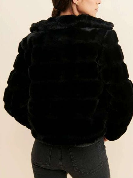 Winter Wear Short Black Faux Fur Lapel Jacket
