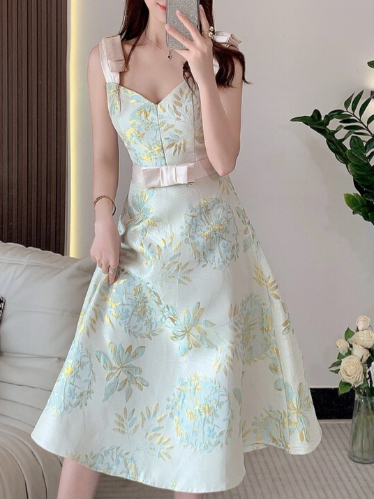Beautiful Pastel Big Swing Slim V Neck Sleeveless Dress