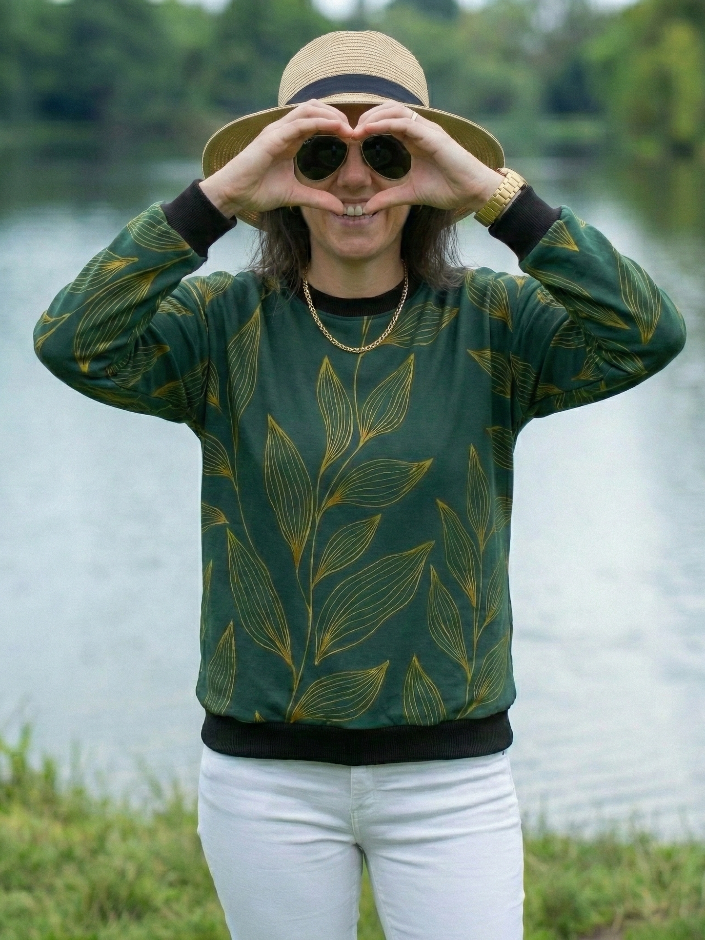 Cambridge Vibe Sweet Leaf Print Green Sweatshirt