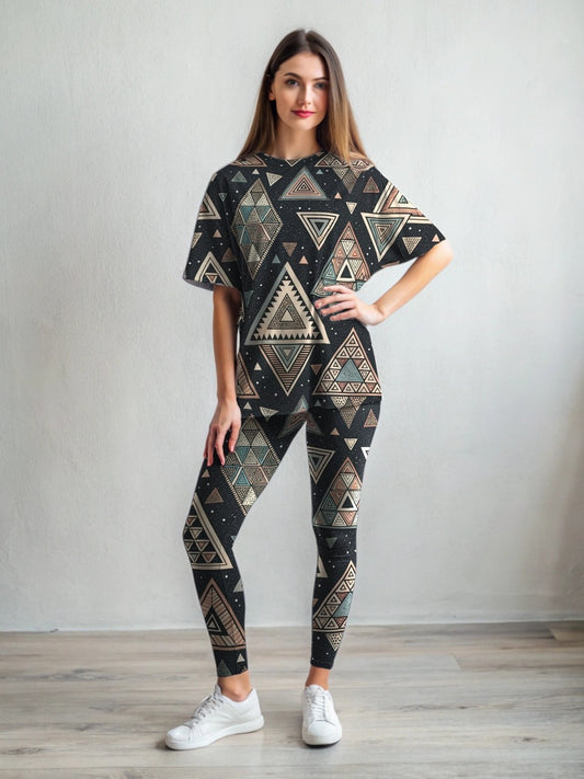 Fashionable Egyptian Emerald Green Print Premium Oversized Tee With Tummy Tuck Body Shaping Leggings Co-ord Set