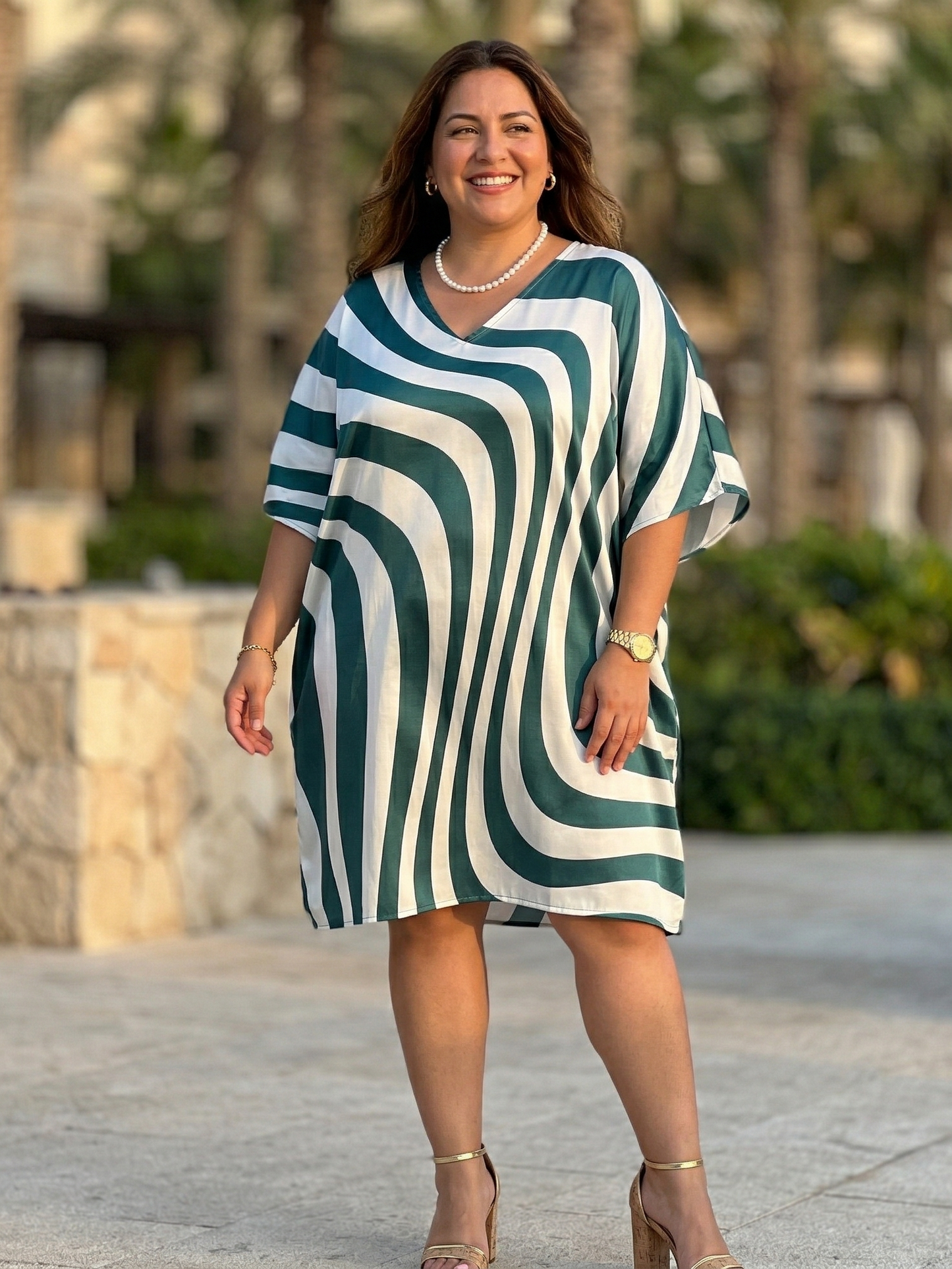 Smart Waves Print Green Kaftan Dress