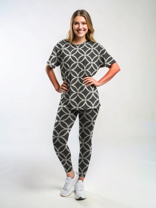 Must Have Mosaic Black And White Print Premium Oversized Tee With Tummy Tuck Body Shaping Leggings Co-ord Set