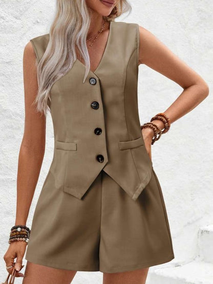 Chic Solid Sleeveless Shorts Khaki Set