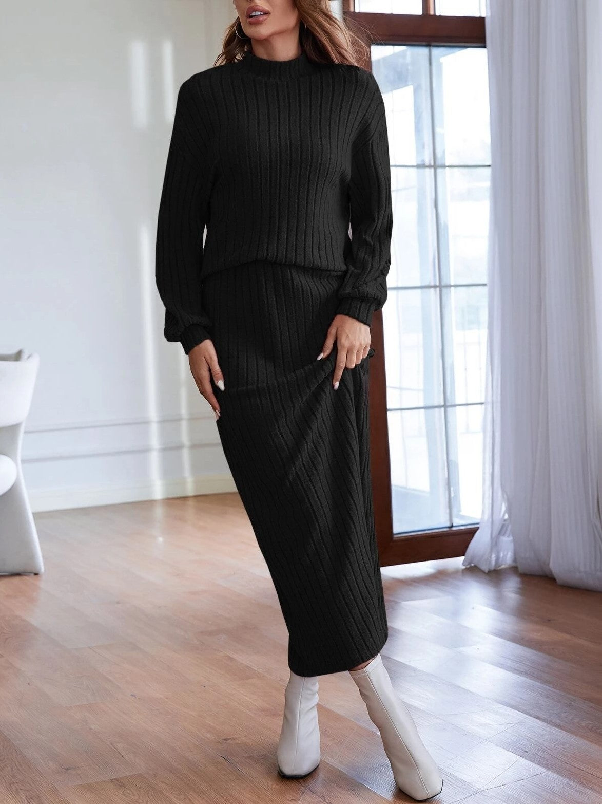 New Arrival Striped Mock Neck Knitted Black Pullover Skirt Set