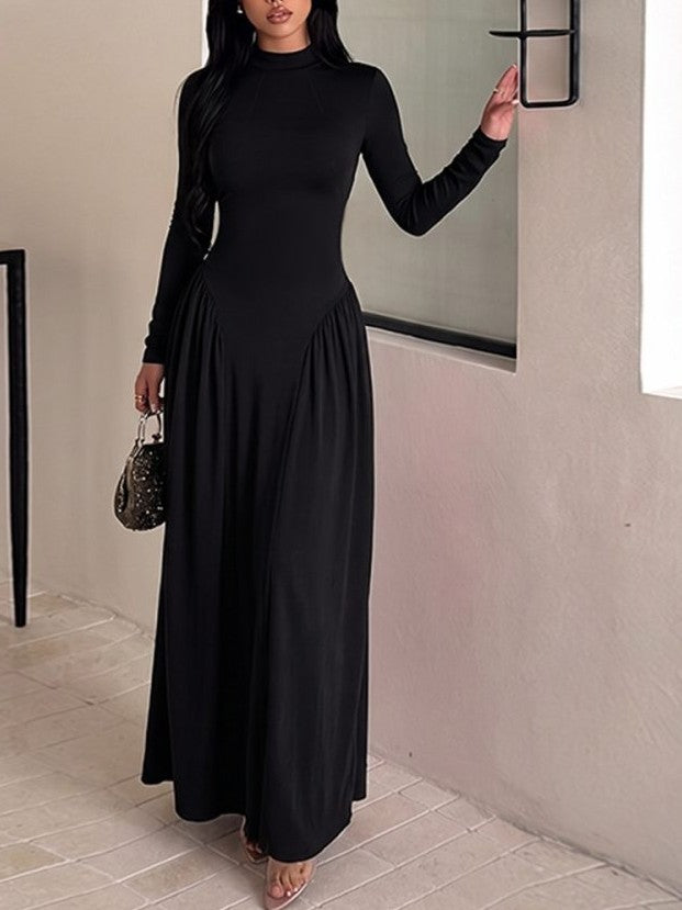 Simple Round Neck Long Sleeve High Rise Black Dress