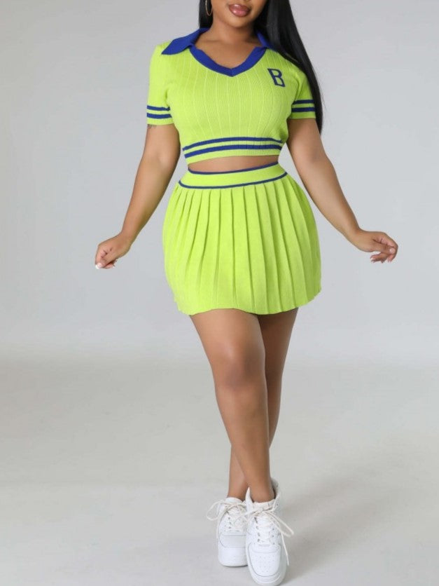Sporty Look Short Sleeve Top With Green Pleated Skirt Set