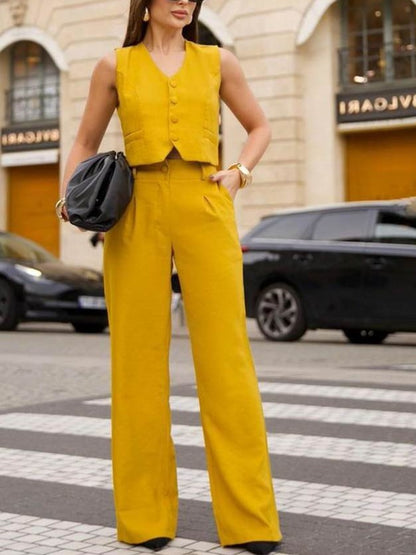 Stylish Sleeveless Fitted Pant Suit Set