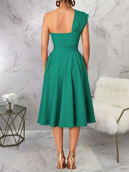 Charming One Shoulder Solid Pleated Sleeveless Green Midi Dress