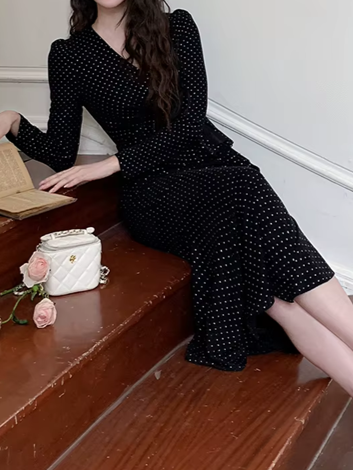 Chic Black V Neck Long Sleeve Bodycon Dress