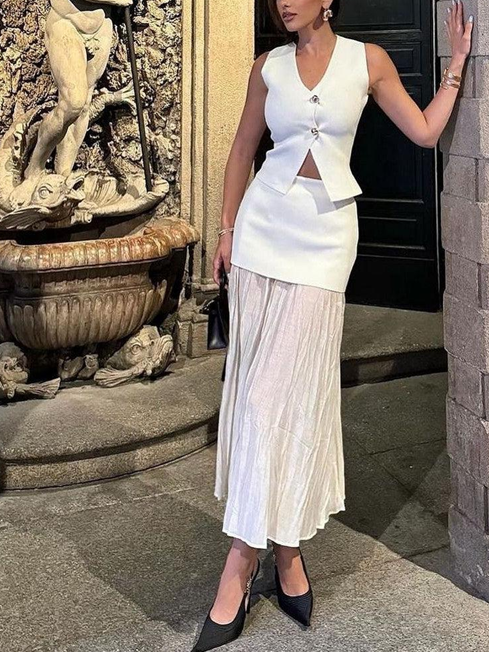 Fabulous Knitted Vest Coat With High Waist Pleated Skirt Co ord Set