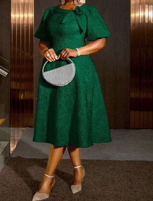 Gorgeous Carved Pattern Solid High Rise Flower Decor Green Midi Dress