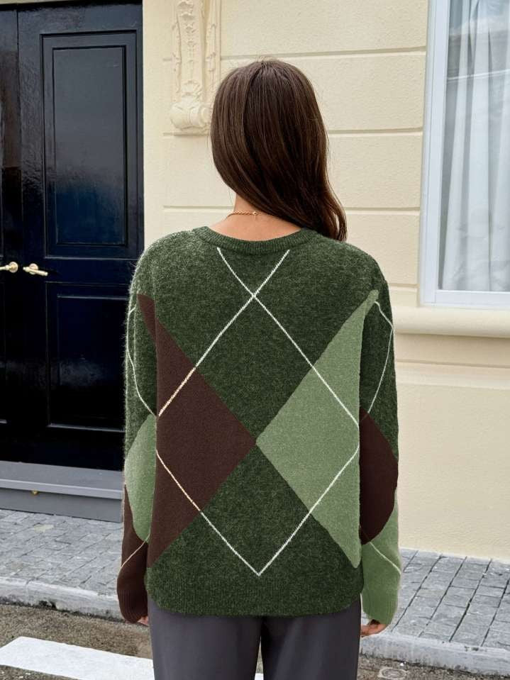 Winter Style Rhombus Lattice V Neck Green Pullover Sweater