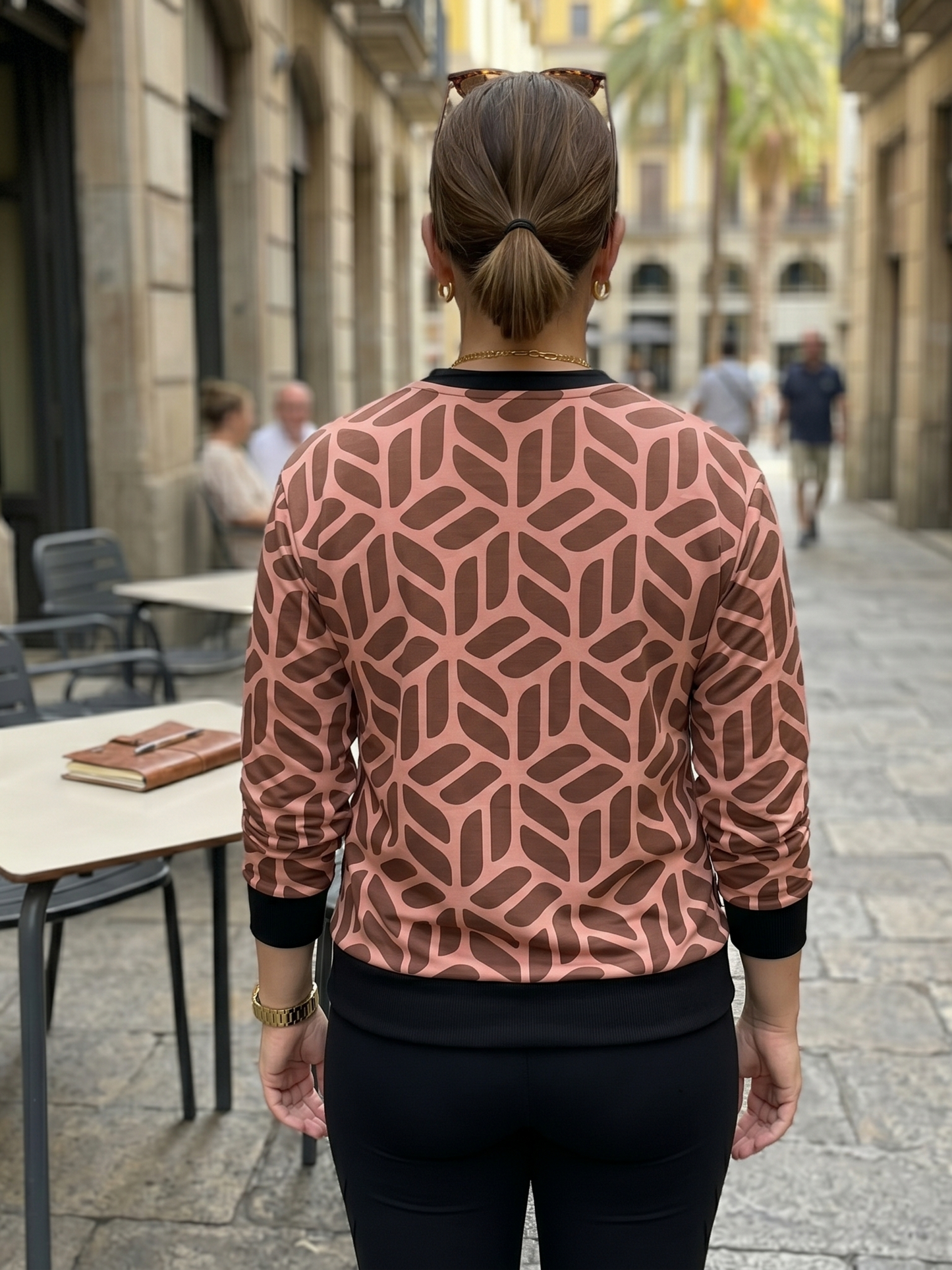 Beautiful Geometric Print Sweatshirt