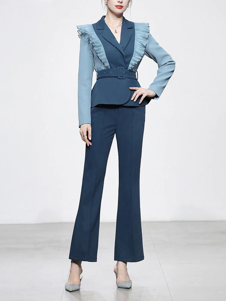Exquisite Contrast Blazer With Simple Pants Blue Suit Set